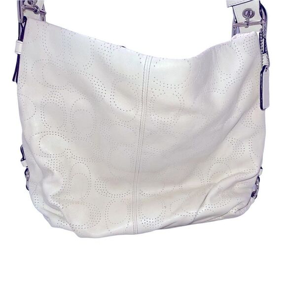 COACH Off White Large Leather Crossbody or Shoulder Bag Perforated C’s - Picture 3 of 6